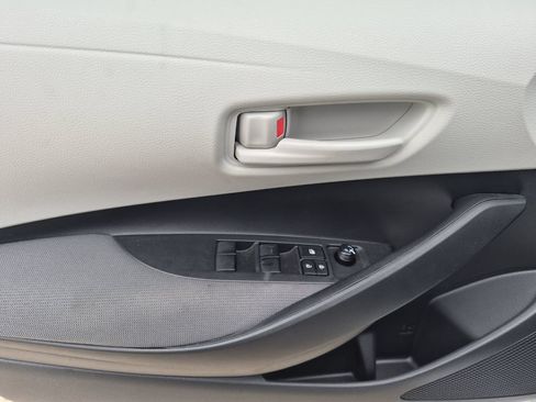 Certified 2025 Toyota Corolla LE FWD image 11