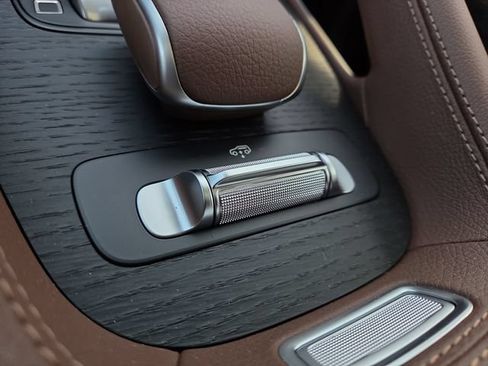 New 2026 Mercedes-Benz GLS 450 4MATIC image 18