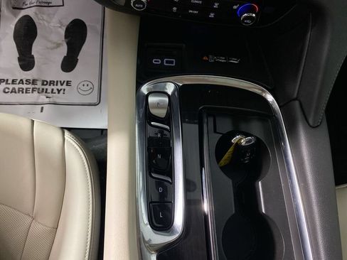 Certified 2024 Buick Enclave Essence w/ Experience Buick Package AWD/4WD image 20