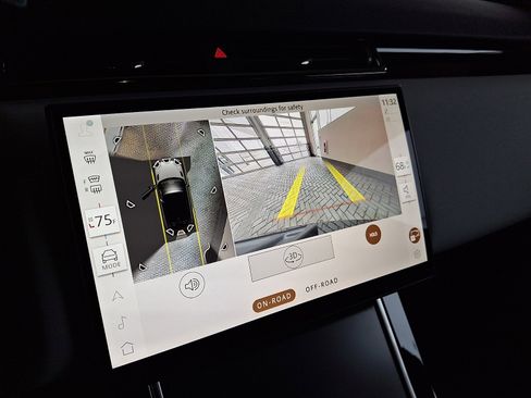 New 2026 Land Rover Range Rover Velar S image 17