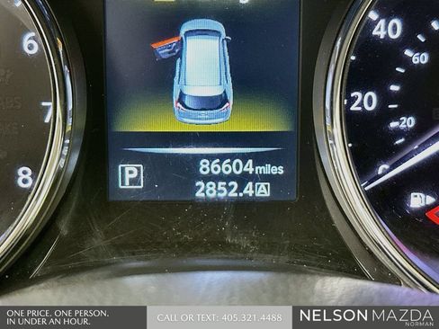Used 2016 Nissan Rogue SL w/ SL Premium Package FWD image 14