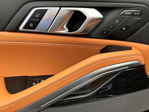 New 2026 BMW X6 xDrive40i image 10