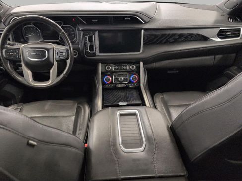 Used 2021 GMC Yukon Denali w/ Denali Ultimate Package AWD/4WD image 6