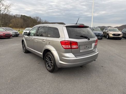 Used 2018 Dodge Journey SE w/ Connectivity Group image 6