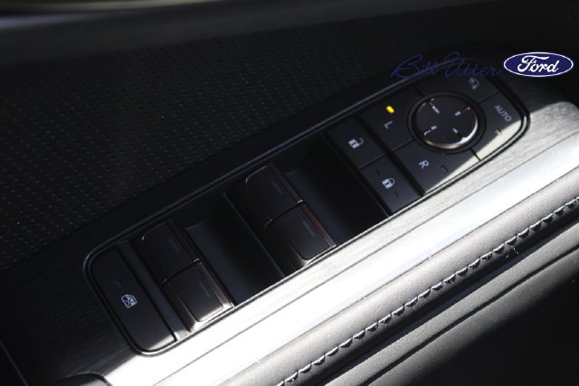 Used 2026 Lexus GX 550 w/ Accessory Package (2T) AWD/4WD image 22