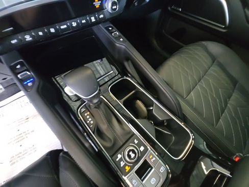 Used 2025 Kia Telluride SX Prestige X-Line AWD/4WD image 18