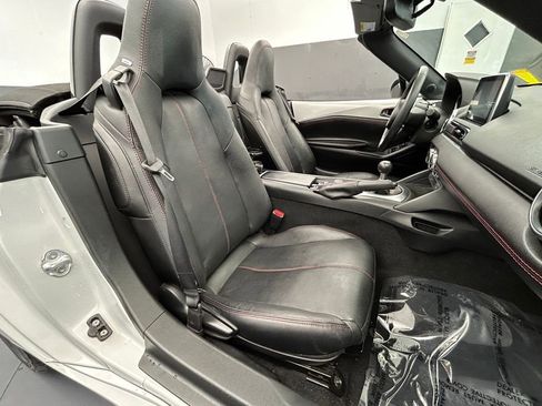 Used 2016 MAZDA MX-5 Miata Grand Touring image 33