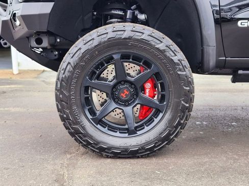 New 2026 Chevrolet Silverado 1500 ZR2 w/ Dark Appearance Package AWD/4WD image 15