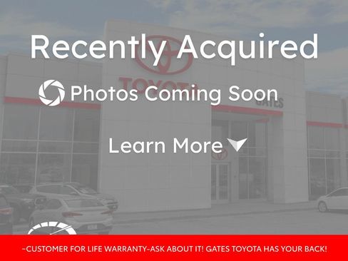 Used 2019 Chevrolet Silverado 1500 Custom w/ Custom Value Package RWD image 2