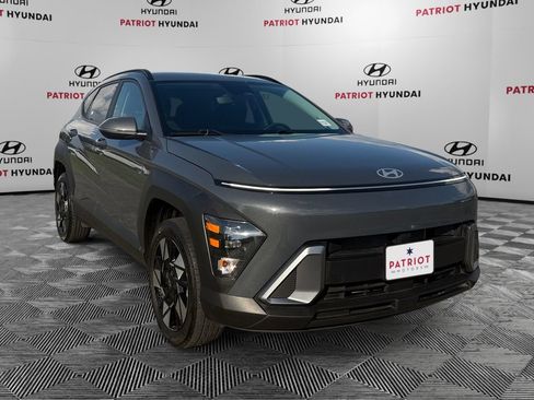 Used 2024 Hyundai Kona SEL AWD/4WD image 1