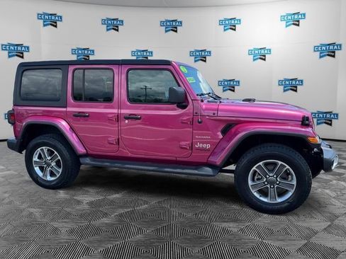 Certified 2022 Jeep Wrangler Unlimited Sahara w/ Cold Weather Group AWD/4WD image 7