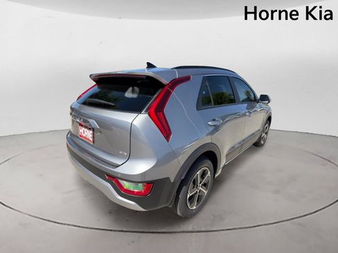 New 2026 Kia Niro EX FWD image 4