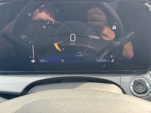 Certified 2025 Chevrolet Trax LT image 17