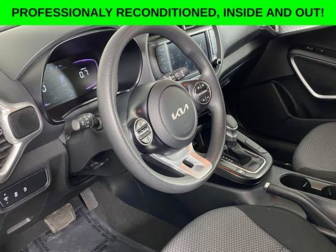 Used 2023 Kia Soul LX w/ Option Group 015 image 7