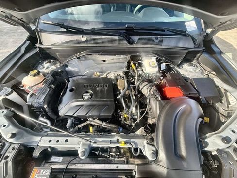 Used 2023 Chevrolet TrailBlazer LT FWD image 28