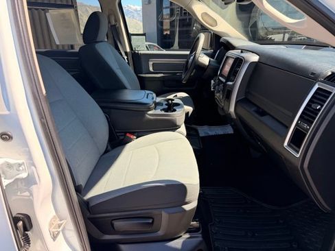 Used 2023 RAM 1500 Classic SLT w/ Electronics Group AWD/4WD image 28