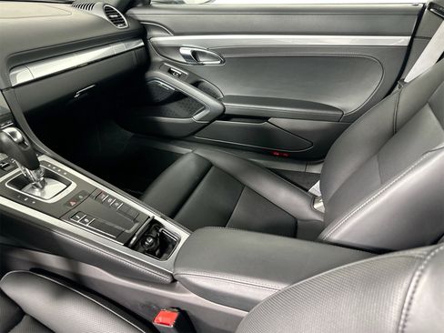 Certified 2025 Porsche 718 Cayman GT4 image 27