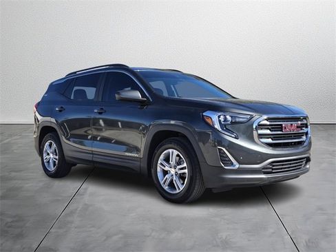 Used 2021 GMC Terrain SLE w/ Driver Convenience Package image 6