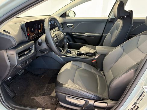 New 2026 Kia K4 EX image 12