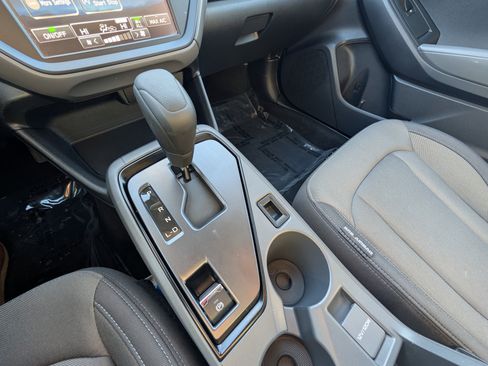 Certified 2024 Subaru Crosstrek 2.0i image 24