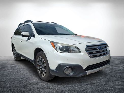 Used 2017 Subaru Outback 2.5i Limited image 1