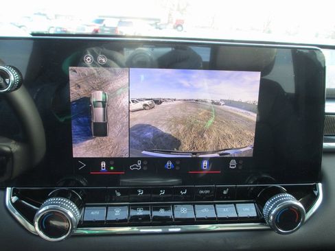 New 2026 GMC Canyon Elevation w/ Convenience Package image 20