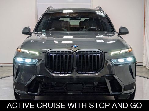 Used 2023 BMW X7 xDrive40i w/ Executive Package image 3