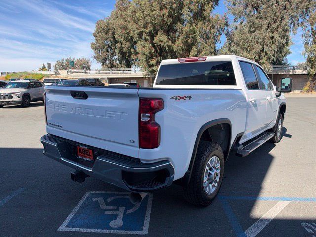 Used 2025 Chevrolet Silverado 2500 LT w/ Convenience Package AWD/4WD image 7