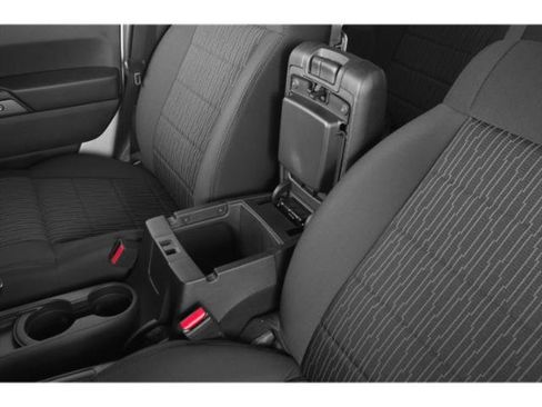 Used 2018 Jeep Wrangler Unlimited Sport S image 20