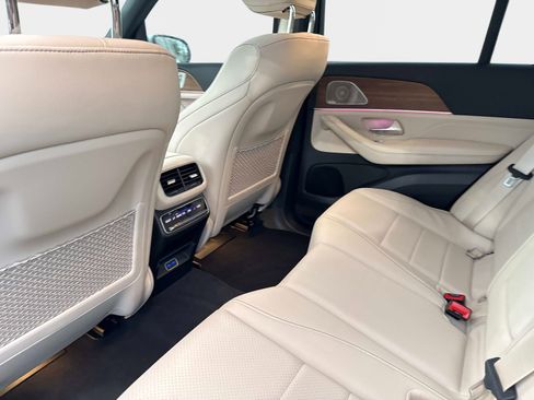 Used 2025 Mercedes-Benz GLE 450 4MATIC image 15