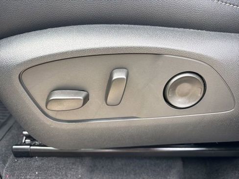 New 2026 Chevrolet Traverse LT w/ Driver Confidence Package image 22