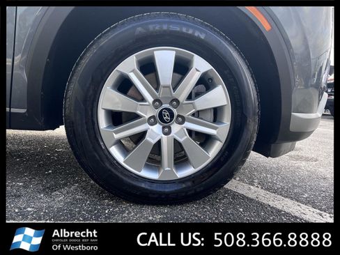 Used 2025 Hyundai Palisade SEL image 34