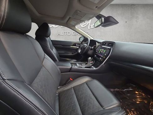 Used 2021 Nissan Maxima Platinum w/ Sport Mat Group image 24