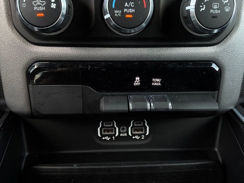 Used 2023 RAM 1500 Lone Star AWD/4WD image 28