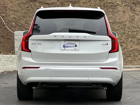 New 2026 Volvo XC90 B6 Plus w/ Protection Package Premier image 6