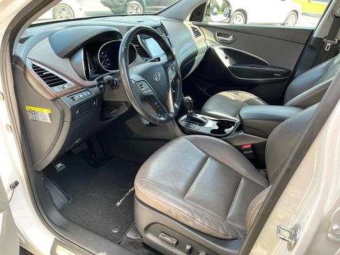 Used 2018 Hyundai Santa Fe SE w/ SE Premium Package 02 image 6