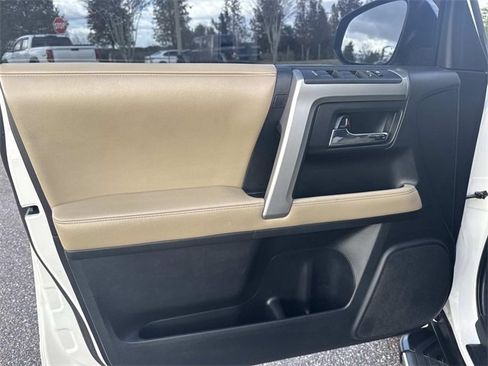 Used 2015 Toyota 4Runner 2WD image 15