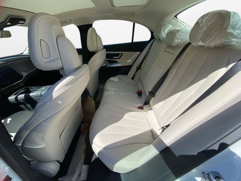 New 2026 Mercedes-Benz E 350 4MATIC Sedan image 13