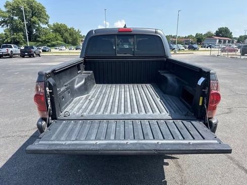 Used 2012 Toyota Tacoma PreRunner w/ Convenience Pkg RWD image 17