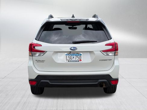Used 2024 Subaru Forester Premium AWD/4WD image 6