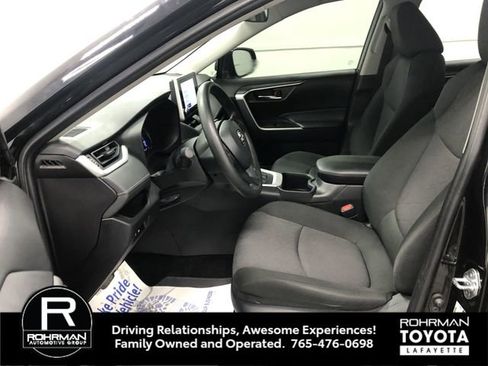 Used 2024 Toyota RAV4 AWD Hybrid image 11