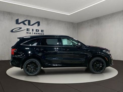 Used 2023 Kia Sorento SX image 4