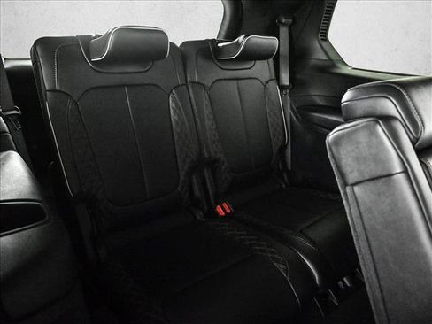 Used 2023 Jeep Grand Cherokee L Summit w/ Advanced Protech Group IV AWD/4WD image 21
