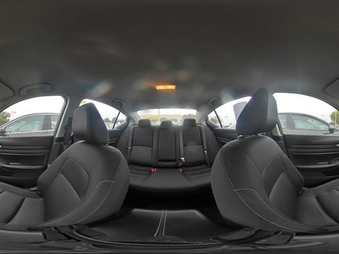 Used 2024 Nissan Altima 2.5 SV image 41