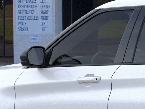 New 2026 Ford Explorer Active RWD image 20
