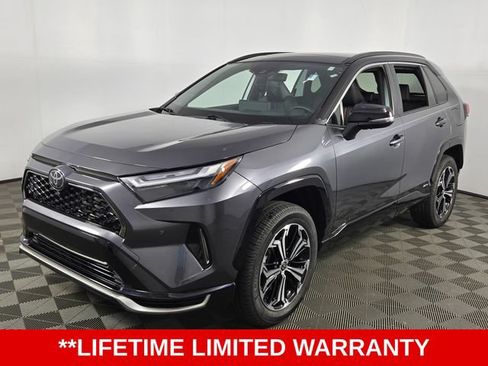 Used 2025 Toyota RAV4 XSE w/ Premium Package AWD/4WD image 3