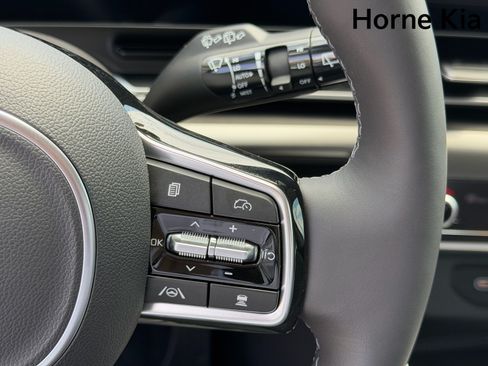 New 2026 Kia Carnival SX Prestige FWD image 13
