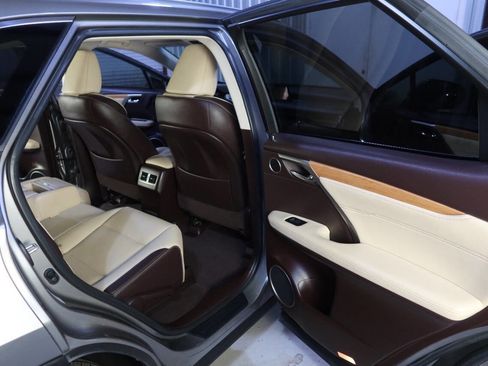 Used 2019 Lexus RX 350L FWD image 14