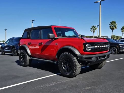 Used 2022 Ford Bronco Wildtrak image 7