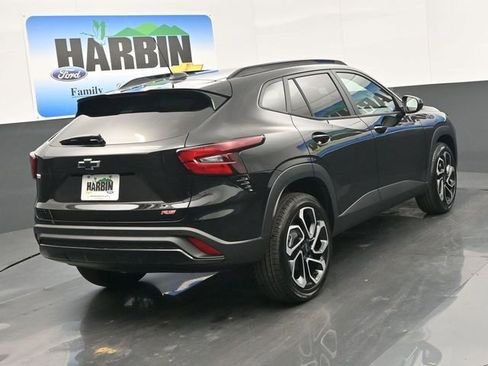 New 2026 Chevrolet Trax RS w/ Driver Confidence Package image 5